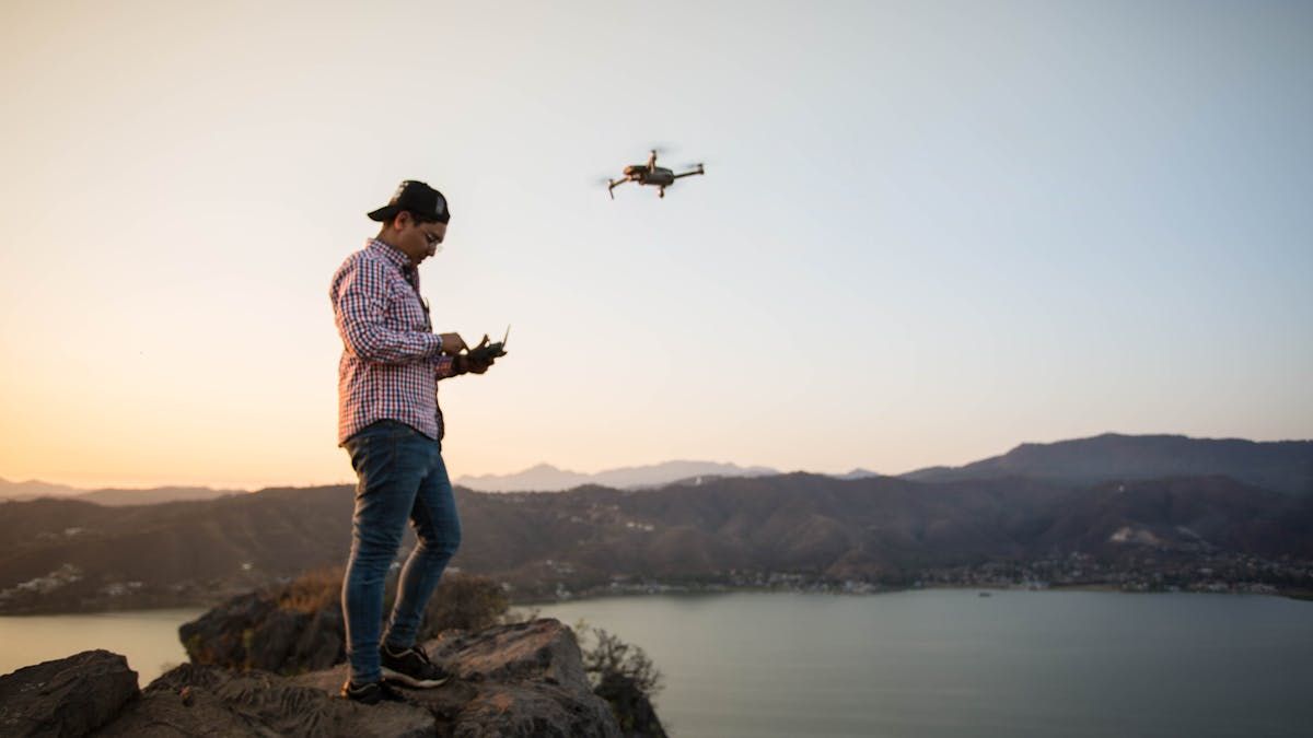 Senado aprova regras para interceptar e abater drones